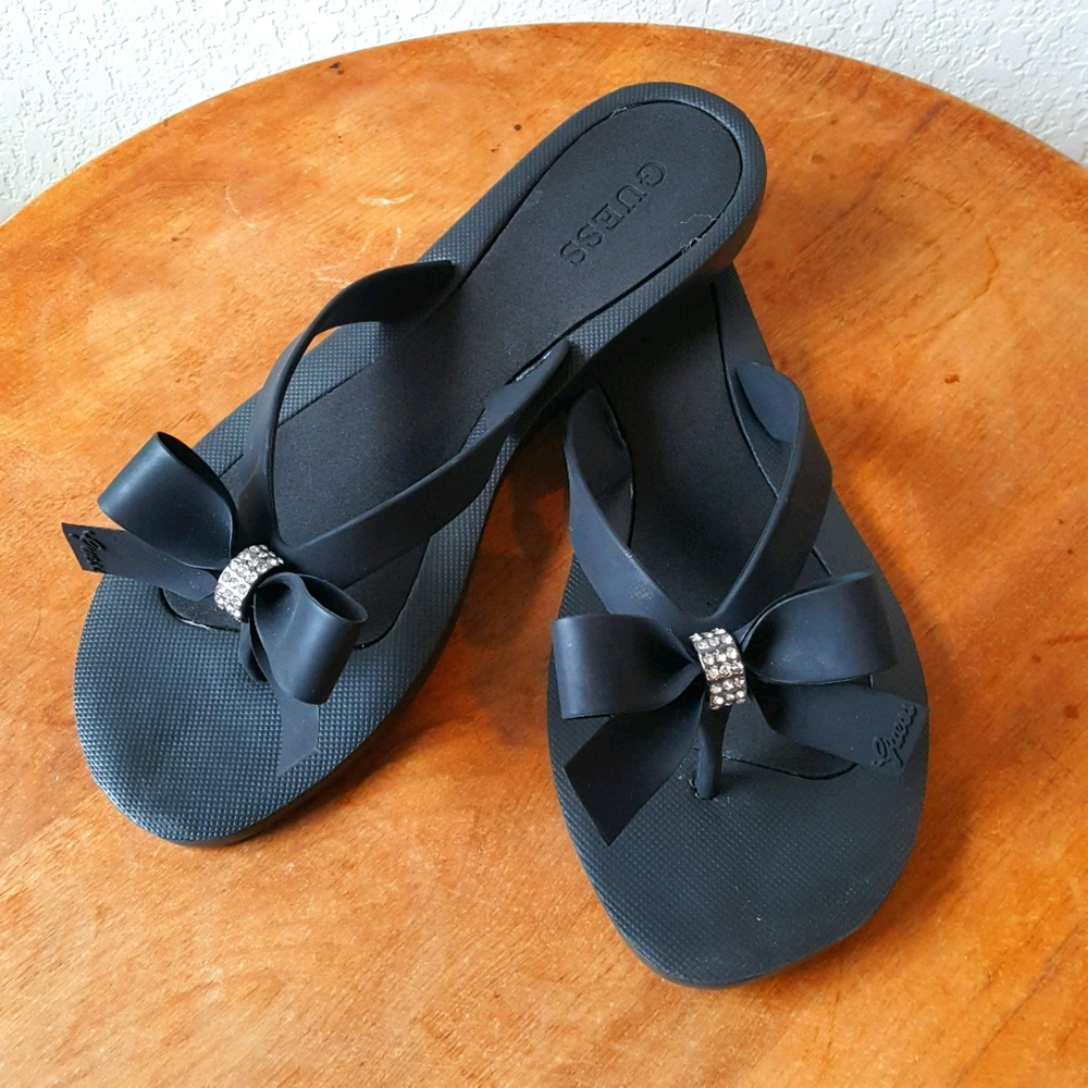 Guess sandals
